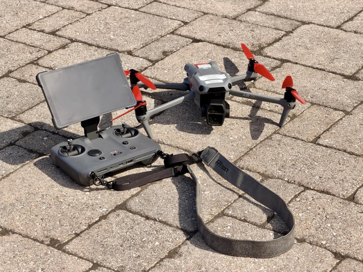 Air 3S w/ RC Pro 2 Controller