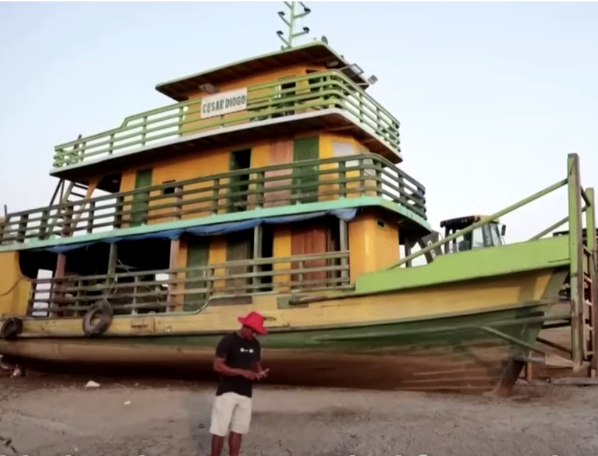 Historic Amazon drought stranding ships on dry land
