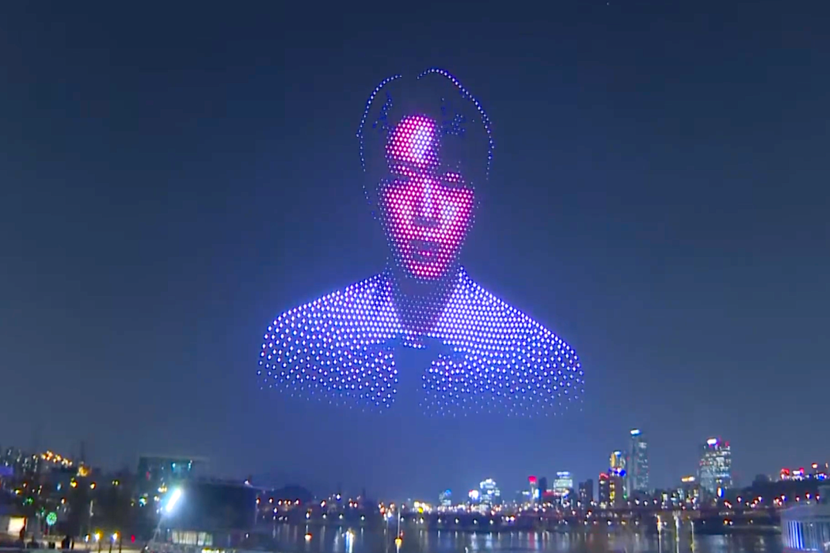 BTS Comeback concert kicked off by drone show